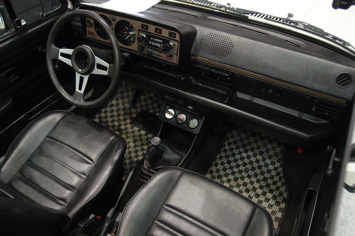 フォルクスワーゲン・ゴルフ カブリオ（1980年）／スピニングガレージ