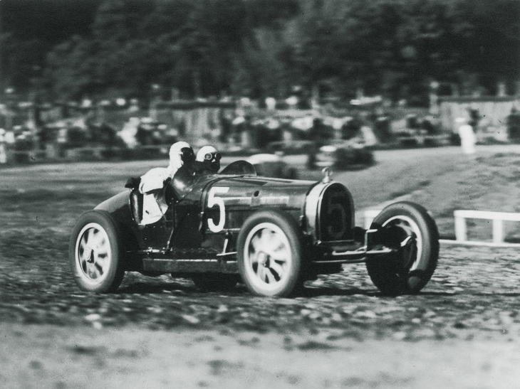 同じく「ブガッティT35C」。当時のプログラムには「ブカチー」と表記されていた。