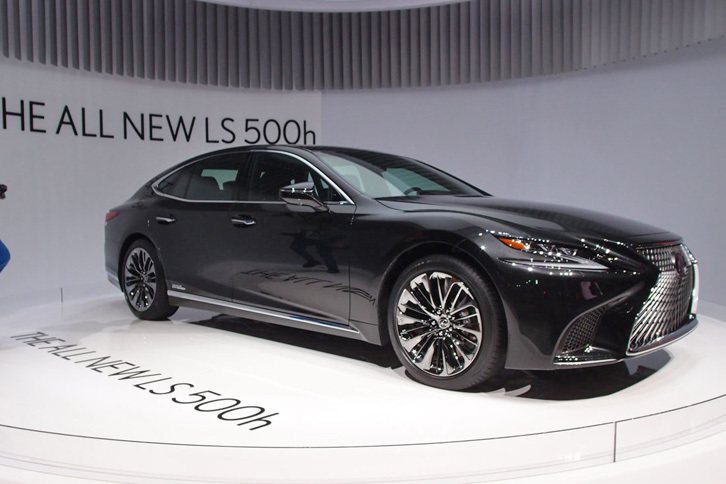 レクサスLS500h