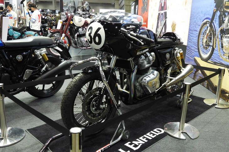 ロードレース「鉄馬 with ベータチタニウム」に参戦する「ロイヤルエンフィールド・コンチネンタルGT650」。