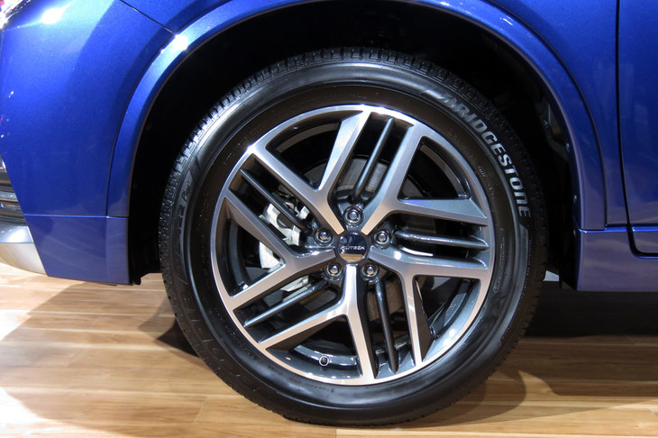 日産エクストレイルAUTECH