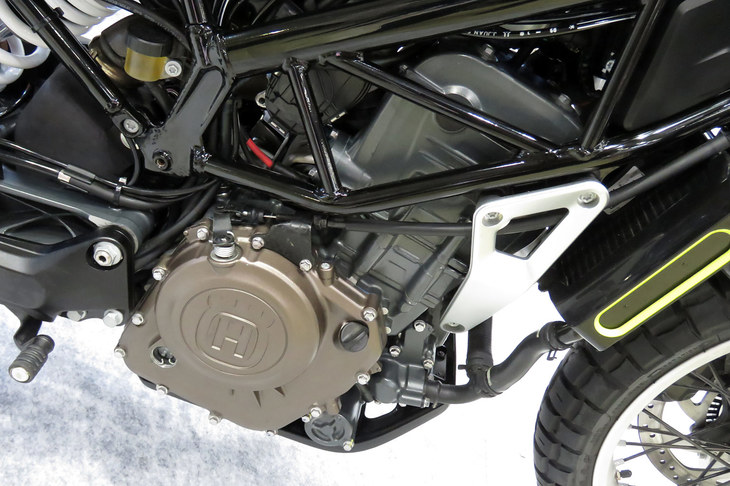 ハスクバーナ・スヴァルトピレン401