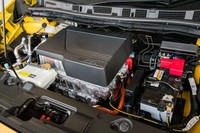 電流量アップとインバーター性能の強化により、「リーフe＋」は標準車よりも68psと20Nmアップの最高出力218ps、最大トルク340Nmを発生する。