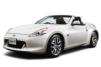 日産「フェアレディZロードスター」を発売