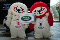 「ラグビーワールドカップ2019日本大会」のオフィシャルマスコット。髪が白い方が親のレンで、赤い方が子のジー。ペアでは「レンジー」と呼ばれる。名前について「レンジローバー」との関連はないそうだ。