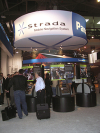 パナソニックはStradaブランドでHDDタイプの2DIN AVナビを市場投入する。