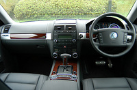 フォルクスワーゲン・トゥアレグ V8（6AT）【ブリーフテスト】の画像