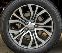 三菱アウトランダー、新デザインになって登場【ニューヨークショー2015】の画像