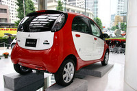 三菱の電気自動車「i-MiEV」がついに市販化の画像