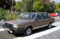 世界遺産にも指定されている独エッセンのツォールフェアライン炭坑で。保存状態が良い本国製「サンタナGL5」。2010年。