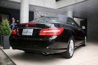 車体の空気抵抗の係数であるCd値は、0.28を実現。