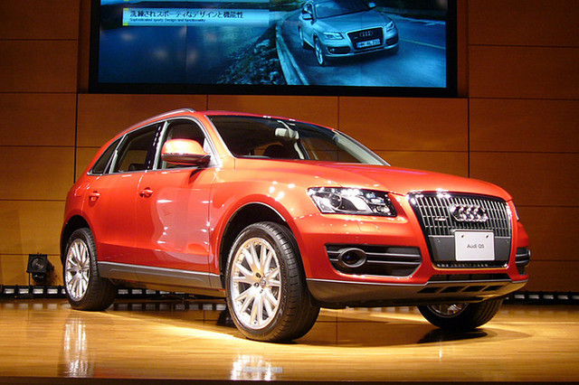 アウディ期待のSUV「Q5」がデビュー 【ニュース】 - webCG