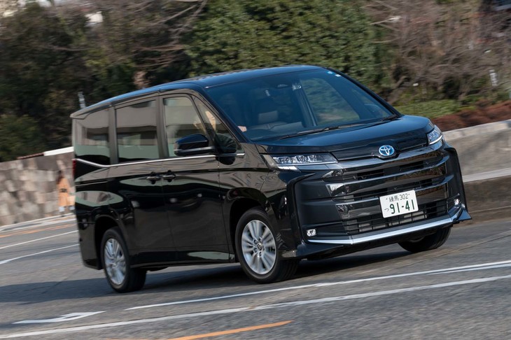 トヨタ・ノアS-Z