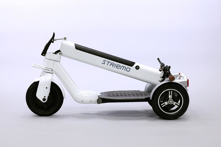 不整地や傾斜にも強いとされる「ストリーモ」は折り畳みもできる。ただ約20kgという重量は、容易に持ち運べるものではない。