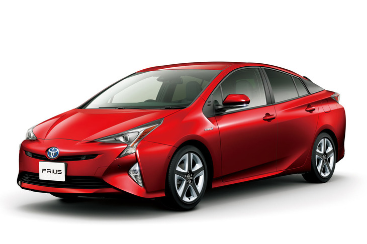 トヨタにハイブリッド車の選択肢が増えたことなどから4代目のセールスは尻すぼみに。それでも2016、2017、2019年は国内の登録車で一番売れた。