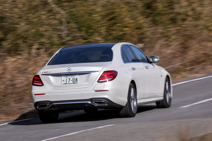 今回の試乗における「E350deアバンギャルド スポーツ」の燃費値は、満タン法で14.8km/リッター、車載燃費計計測値で18.2km/リッターだった。