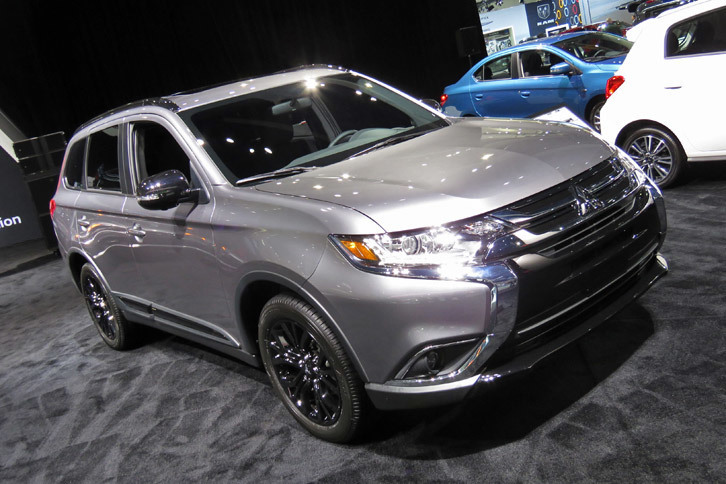 三菱アウトランダー