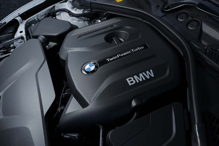 2リッターターボエンジンは、最高出力184ps/5000rpm、最大トルク27.5kgm/1350-4600rpmを発生する。