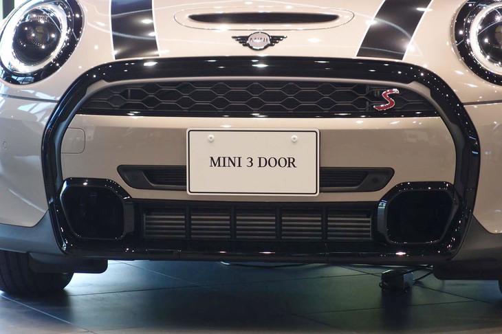 MINIクーパーS 3ドア（フロントグリル）