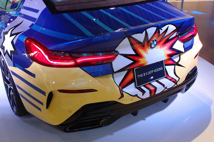 THE 8 X JEFF KOONS（リアまわり）