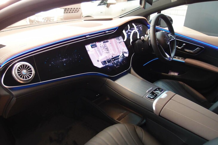 メルセデス・ベンツEQS450＋（インテリア）