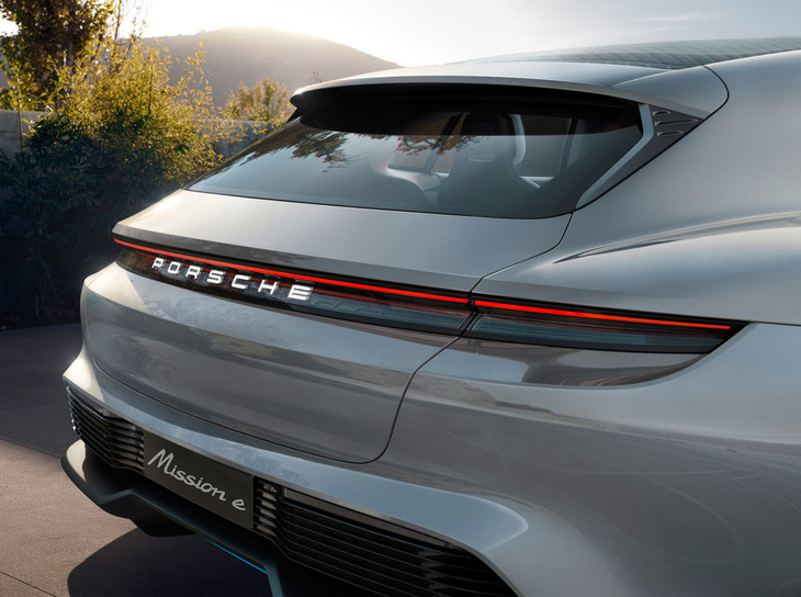 ポルシェ・ミッションEクロスツーリスモ（エクステリア）