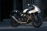 トライアンフ・スラクストン400（6MT）【レビュー】