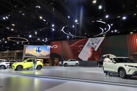 BYDはトヨタを抜いて会場での受注台数トップに。トヨタは2位を死守したものの、3位のOMODA JAECOと4位のMGも中国ブランドだ。