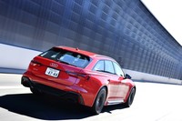 今回は150kmほどの距離を試乗。燃費は満タン法で5.1km/リッター、車載の燃費計で5.8km/リッターを記録した。