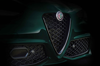 「アルファ・ロメオ・ジュリア」にグリーンの限定車「ヴィスコンティエディション」登場の画像