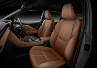 「RELAX」グレードのインテリア。