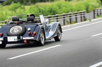 ボディーカラーは6色用意されるソリッドのモノトーンが標準だが、オプションでメタリック塗装やパール塗装、マット塗装なども用意されている。