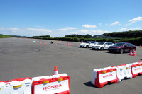 電動パワートレインを搭載した「クラリティ」シリーズの試乗エリア。加速性能や高速走行時の騒音などを確かめることができた。