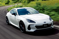 「スバルBRZ」の現行モデルは2023年9月22日に発表されたアプライドC＝C型。スバル初となるMT車向けの運転支援システム「アイサイト」の採用やVDC制御の最適化、「STI Sport」グレードの新設定などがC型の注目ポイントであった。