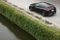 ボルボV60 T6 AWD R-DESIGN（4WD/6AT）【試乗記】の画像