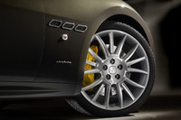 「マセラティ・グランカブリオ フェンディ」発売の画像