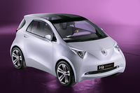 「トヨタiQコンセプト」全長3m内に4人乗車を実現したスモールカー【出展車紹介】の画像