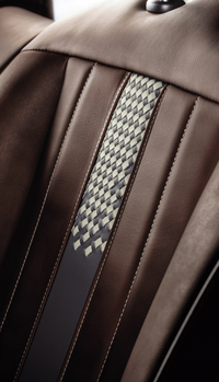 ツートンカラーのキューブ登場、特別仕様車もの画像