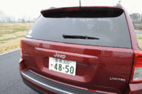 カーゴスペースの容量は、リアシート直立時が458リッター。リアシートを倒すと1269リッターまで広がる。（写真をクリックするとシートアレンジが見られます）