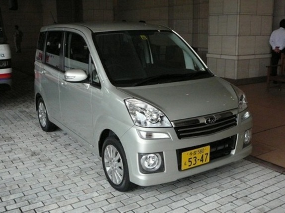 「スバル・プレオ」以来、約8年ぶりに放った背高ノッポ系「ステラ」