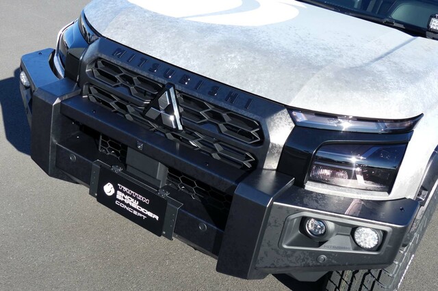 三菱 新型トライトン GSR純正アンダープロテクション