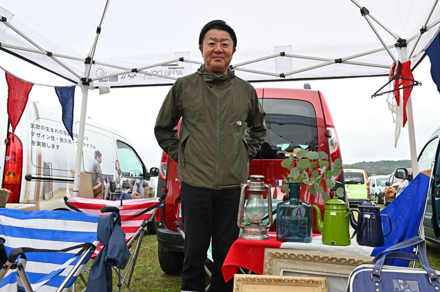 限定車発表で一触即発!? 「ルノー カングー ジャンボリー2024」の会場