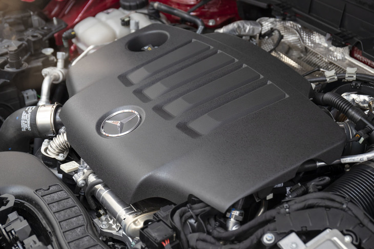 「GLB200d 4MATIC」は、最高出力150PSの2リッター直4ディーゼルターボエンジンを搭載。