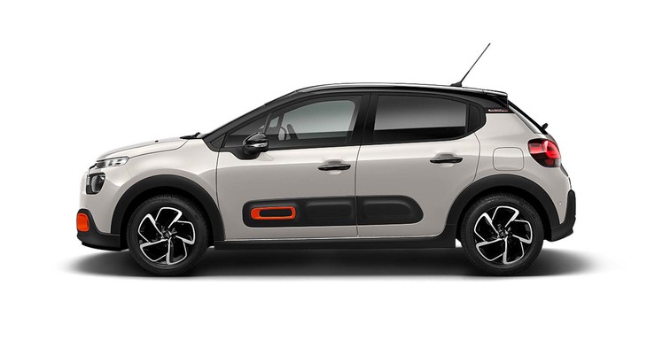 ボディーカラーは「サーブル」（写真）と「ブランバンキーズ」の全2色。