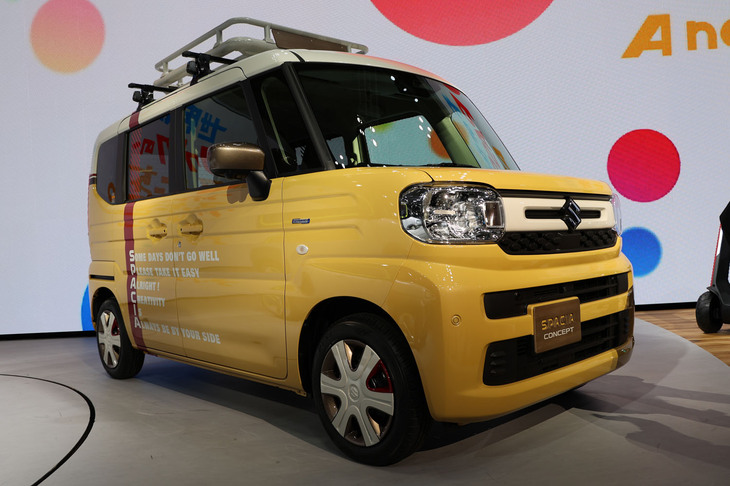 「スペーシア コンセプト」も同様。「スペーシア カスタム コンセプト」も出展されていた。