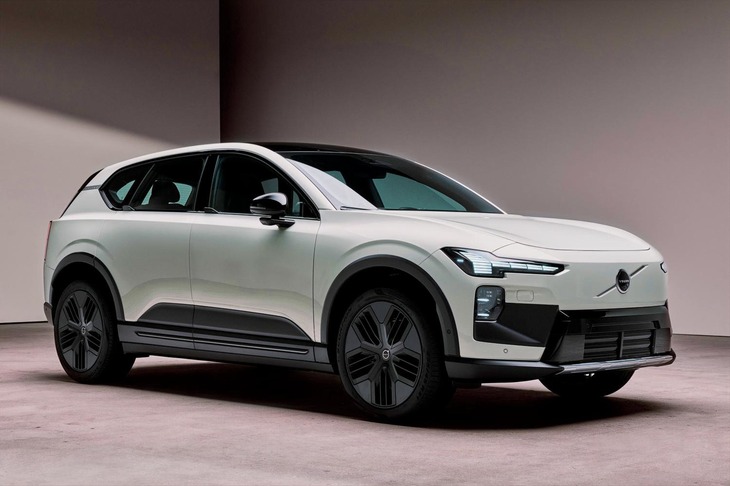 ボルボEX60クロスカントリー