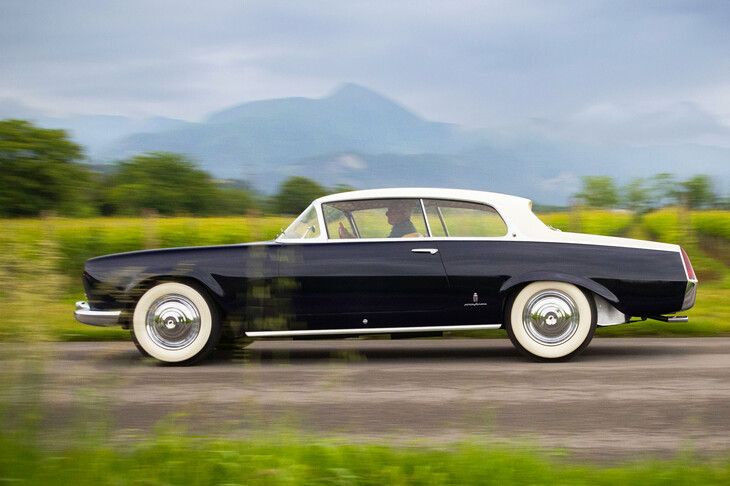 「ランチア・フロリダ」は「アウレリア」をベースにランチアとピニンファリーナが制作したプロトタイプ。クーペとベルリーナが存在したが、ともに非常に生産台数の少ない（そもそもプロトタイプなので）、貴重なクルマだ。