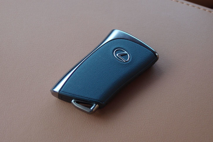 レクサスLC500（電子キー）