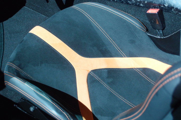 ウラカン ペルフォルマンテ（ドライバーズシート）