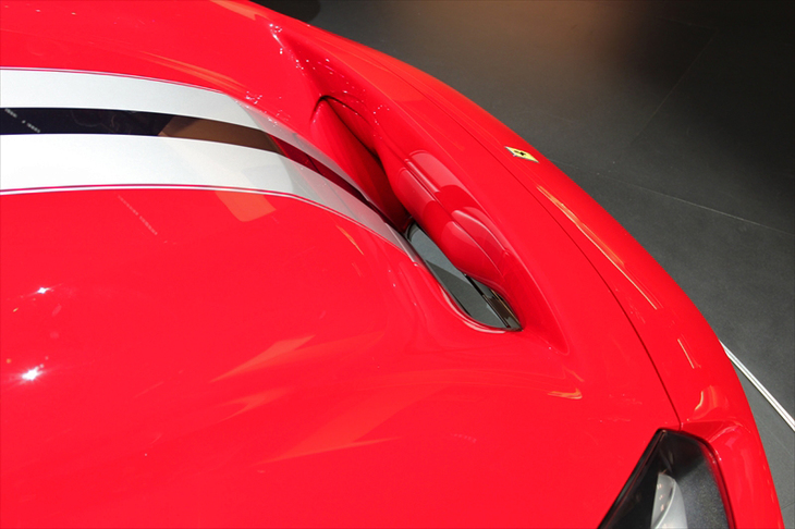 フェラーリ488ピスタ（エクステリア）